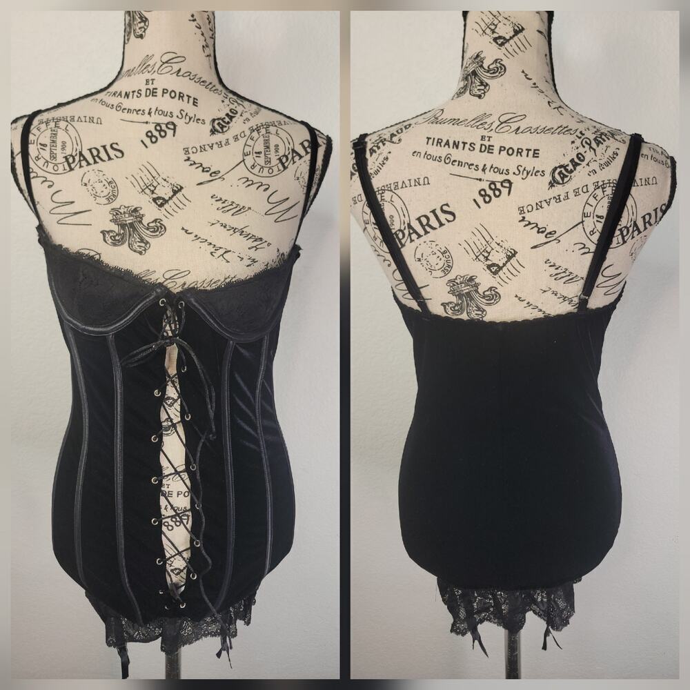Escante Lingerie Corset Dress SZ Small Velvet Bustier Black Garters